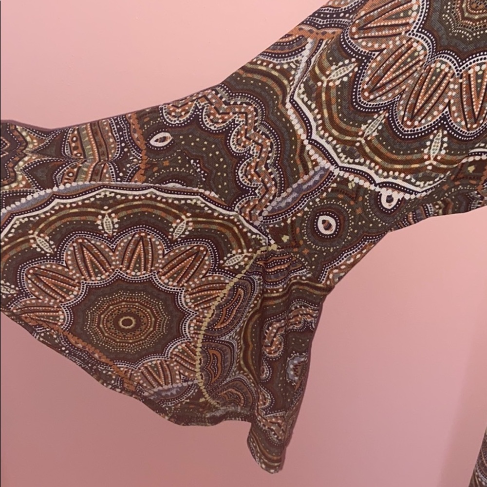 Light patterned dress - Picture 2 of 3